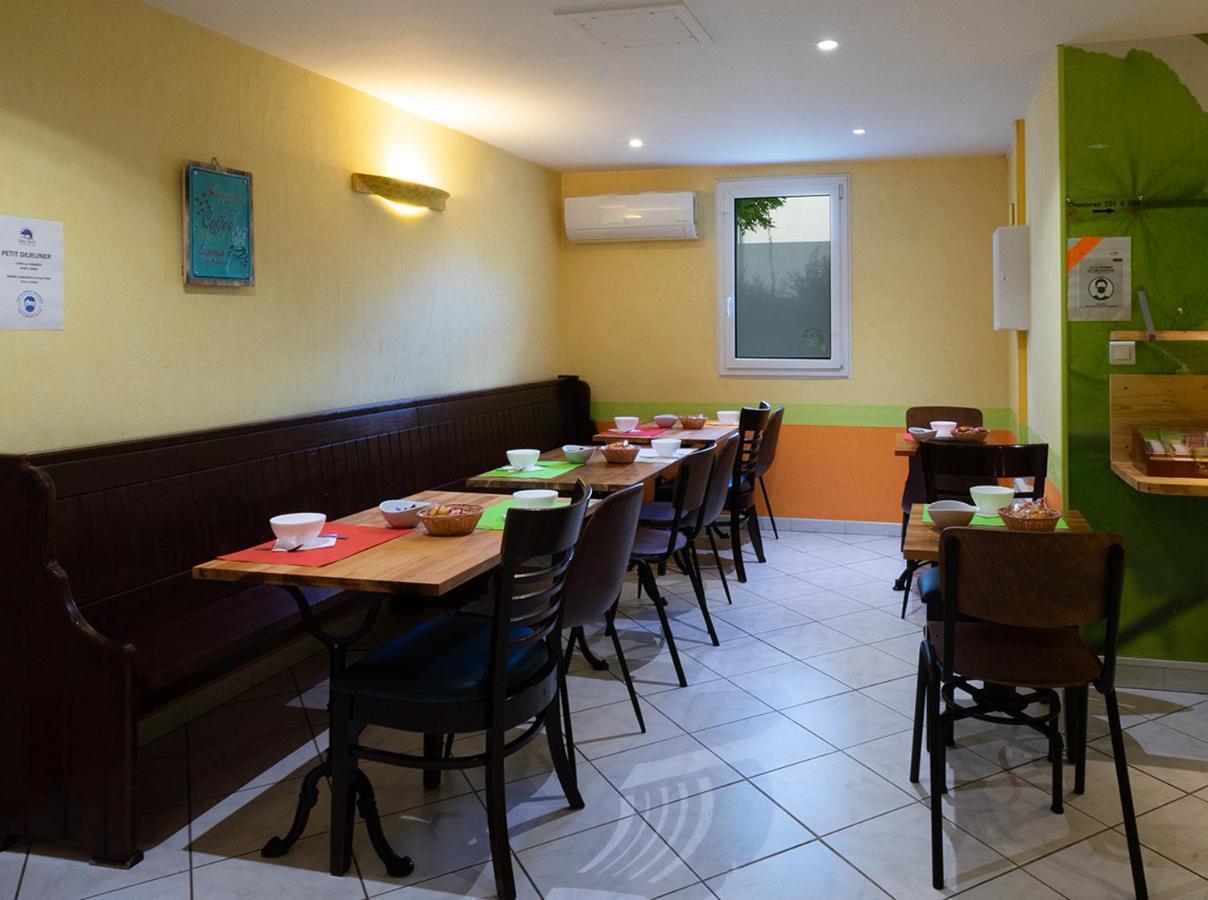 Hotel Mac Bed Poitiers Esterno foto
